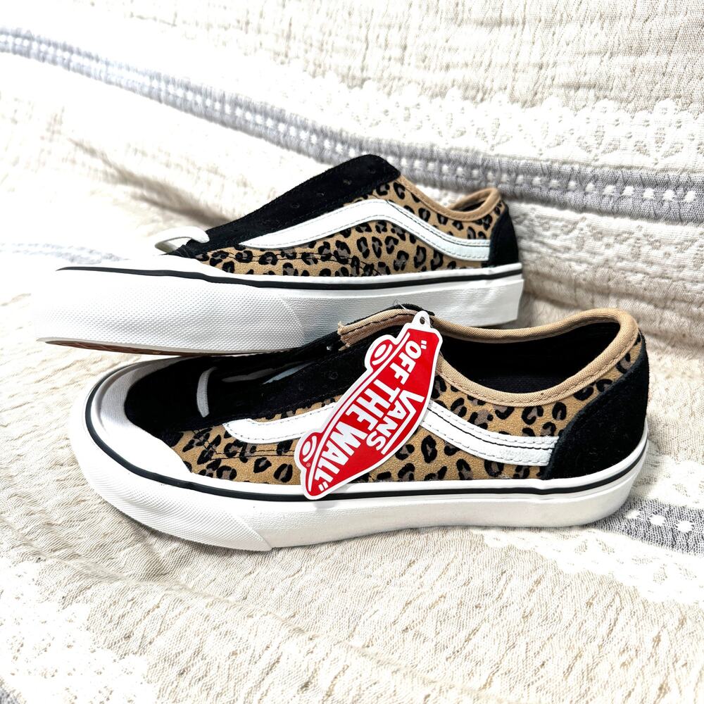 NWT Leopard Print Vans Women’s Size 7